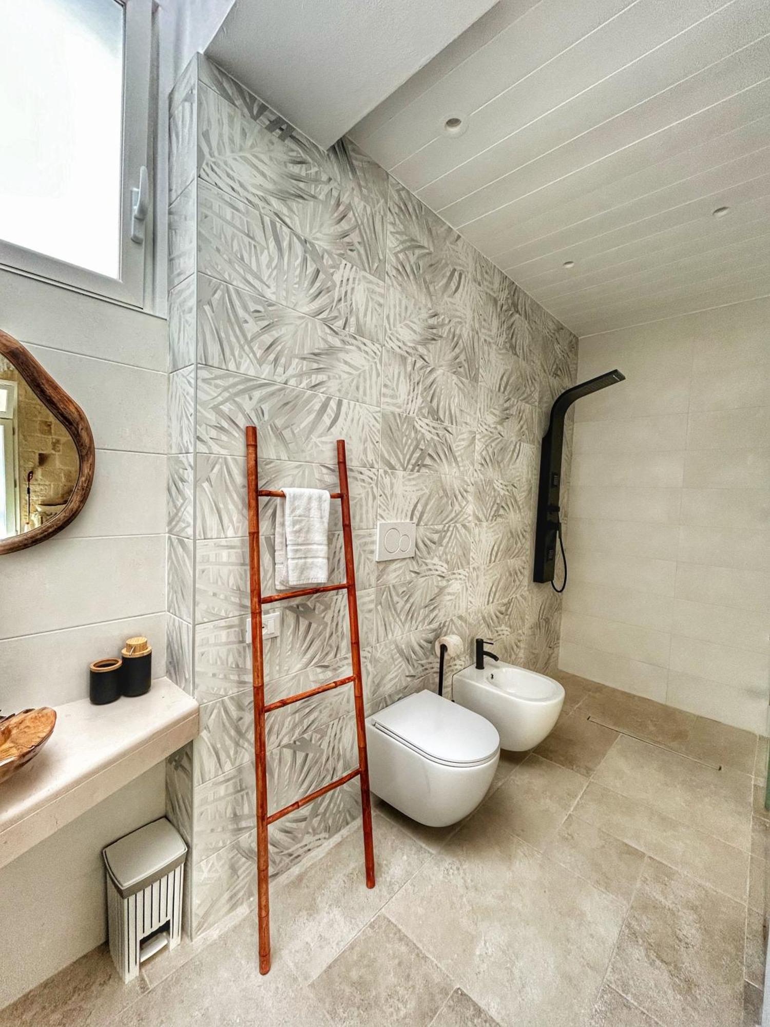 Ginpe Luxury Suite 莫诺波利 外观 照片